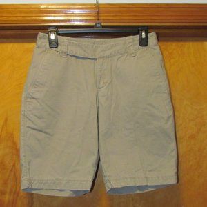 The North Face Shorts Size 4